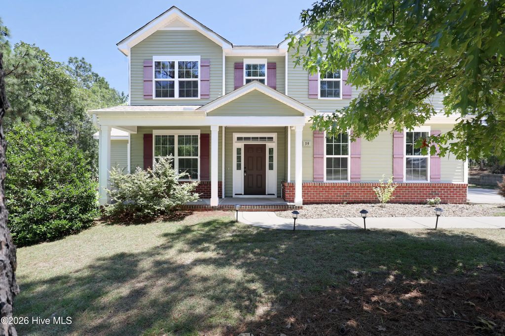 39 Forest Lake Drive, Jackson Springs