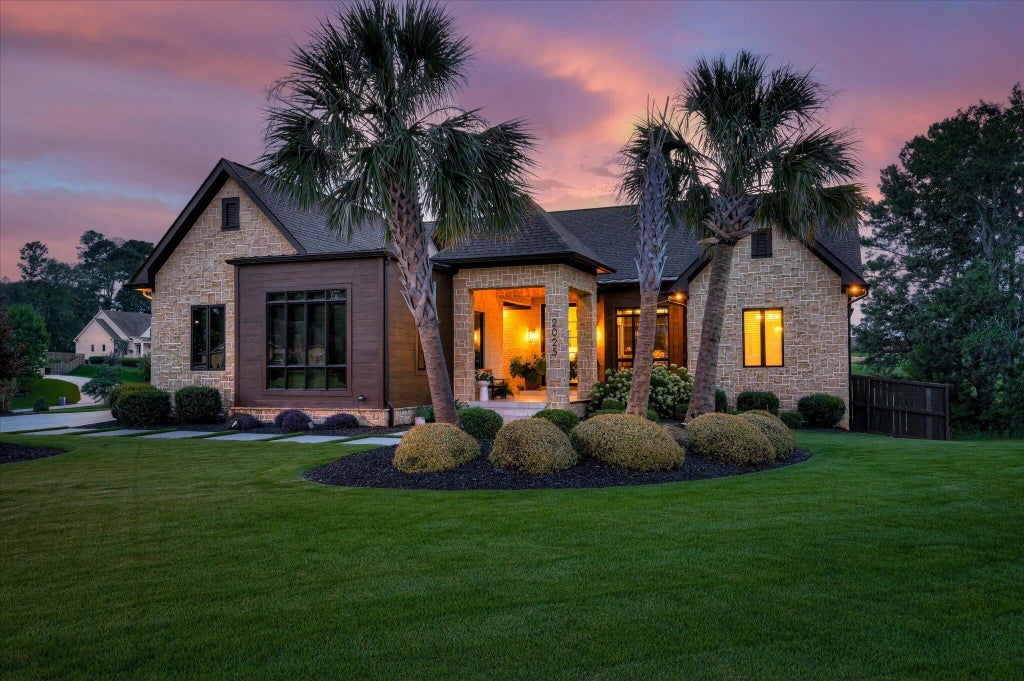 2025 Grace Avenue, Evans