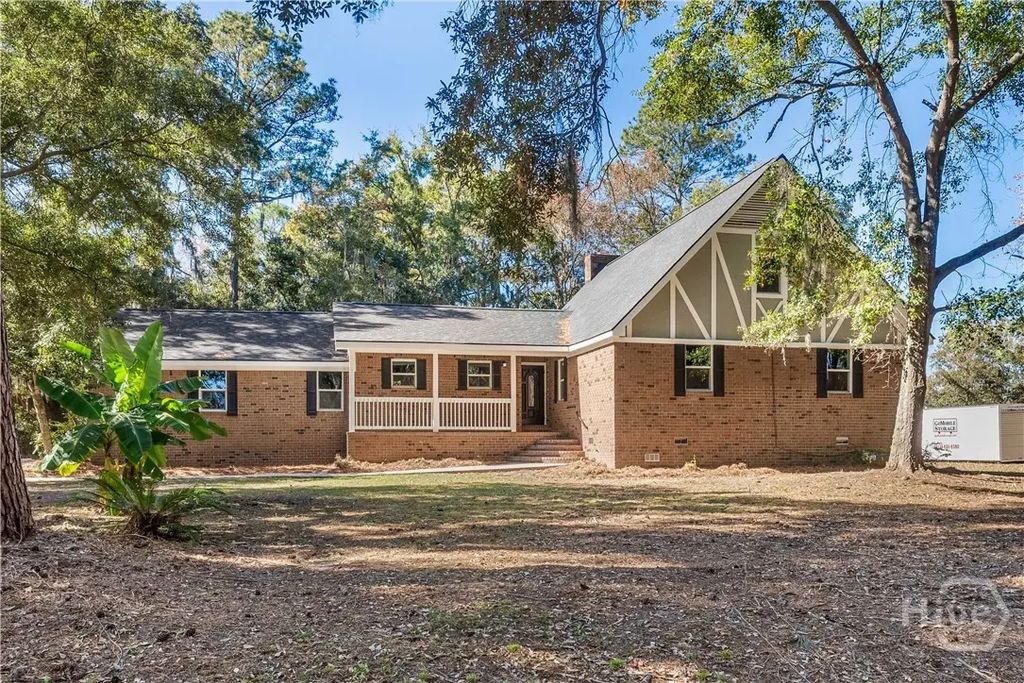 347 River Bend Road, Richmond Hill