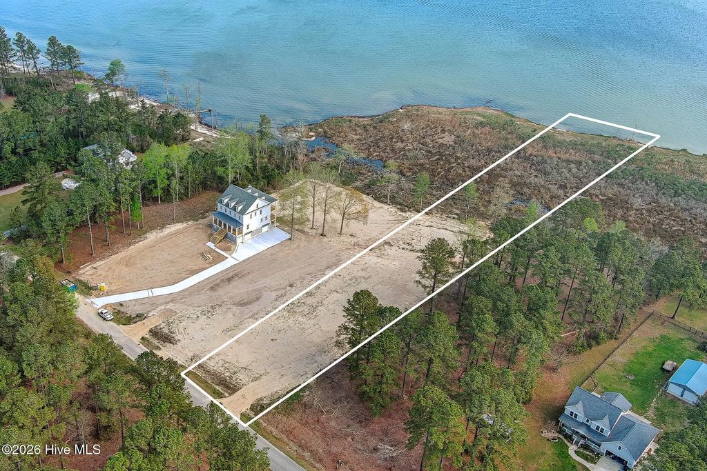 121 Cedarwood Drive, Havelock