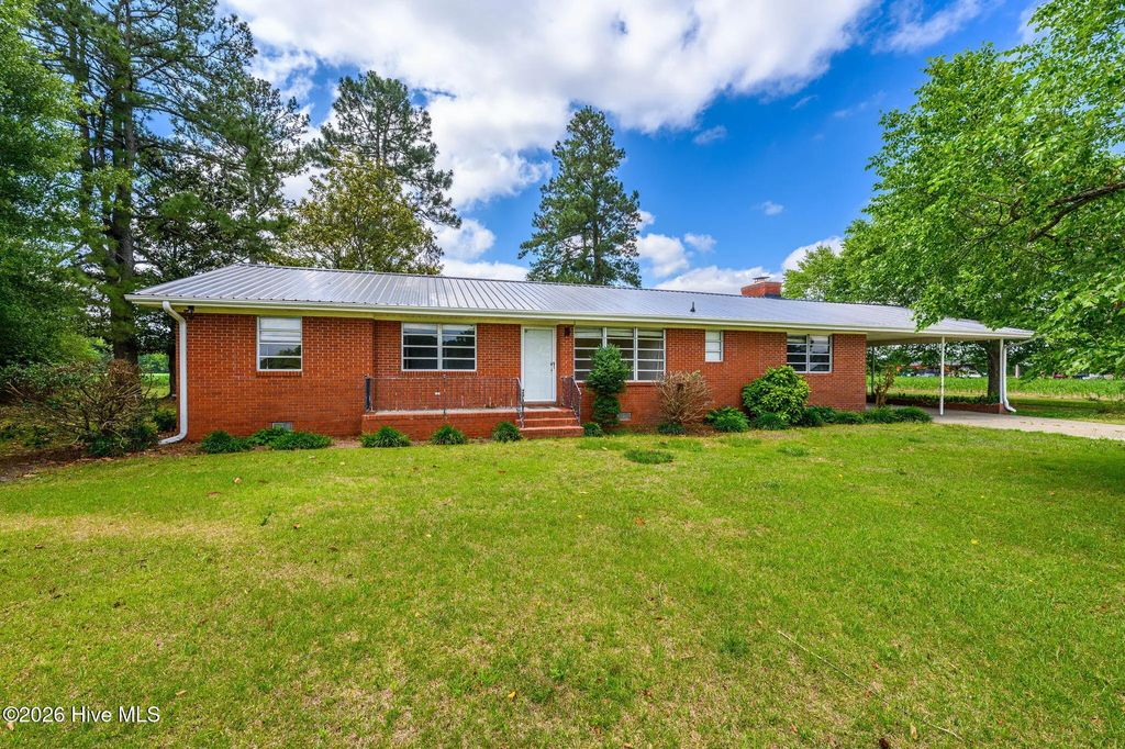 1273 Roseland Road, Chadbourn