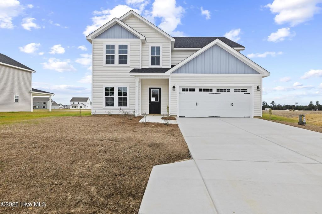 911 Wild Azalea Way, Hubert