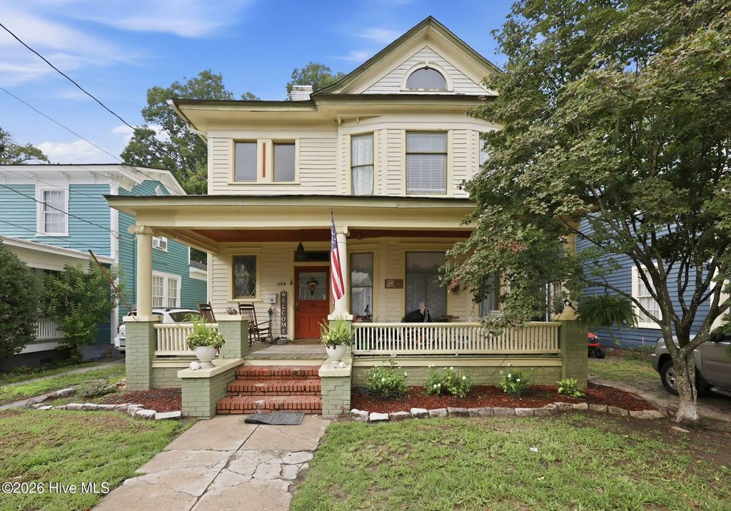 604 W 2nd Street, Washington