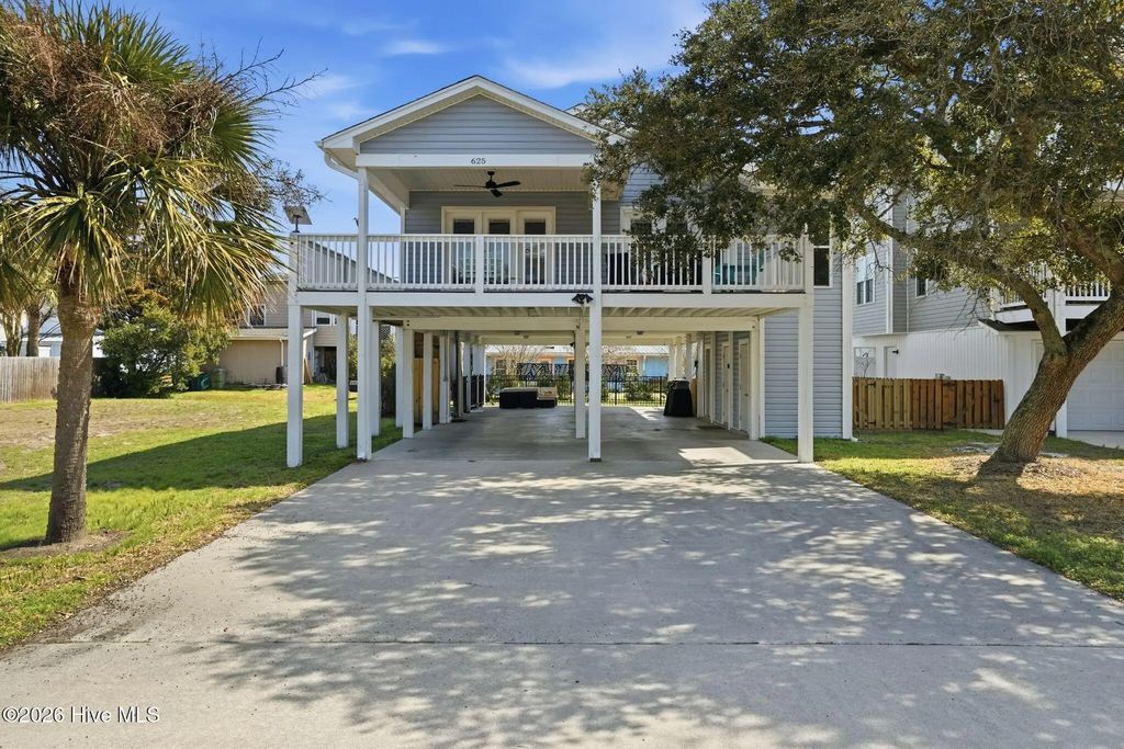 625 S Fourth Avenue, Kure Beach