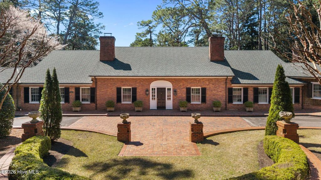 4 Augusta Way, Pinehurst