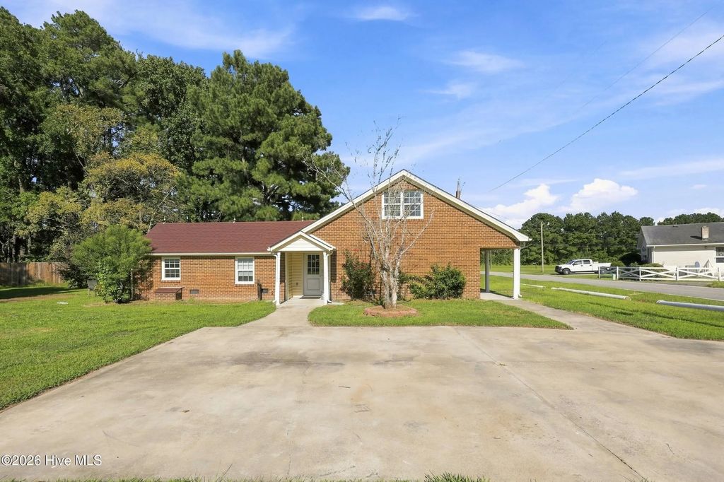 104 Horseshoe Road, South Mills