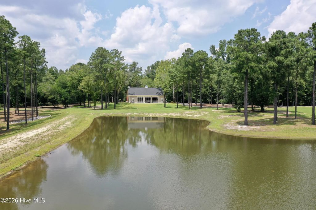 300 Keith Lane, Pinebluff