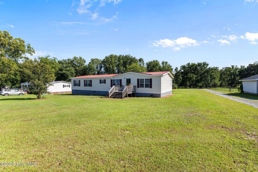 5355 Barber Road, Seven Springs