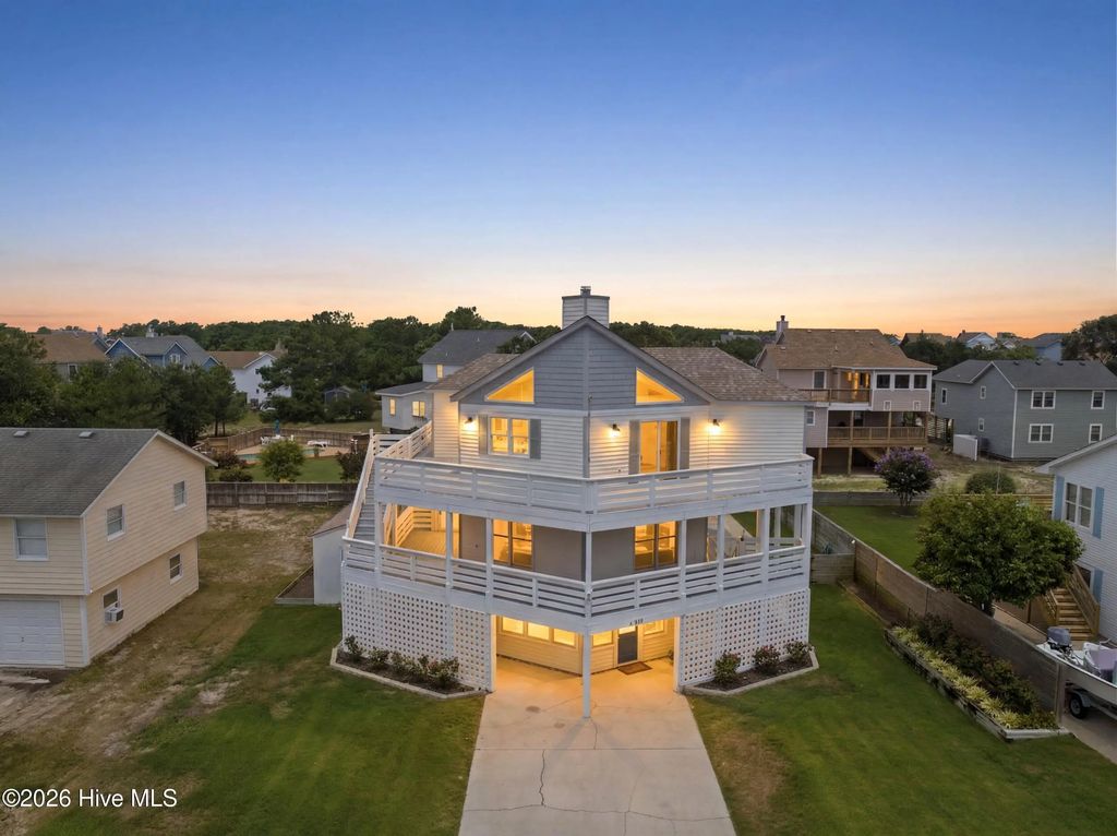 412 W Barracuda Drive, Nags Head