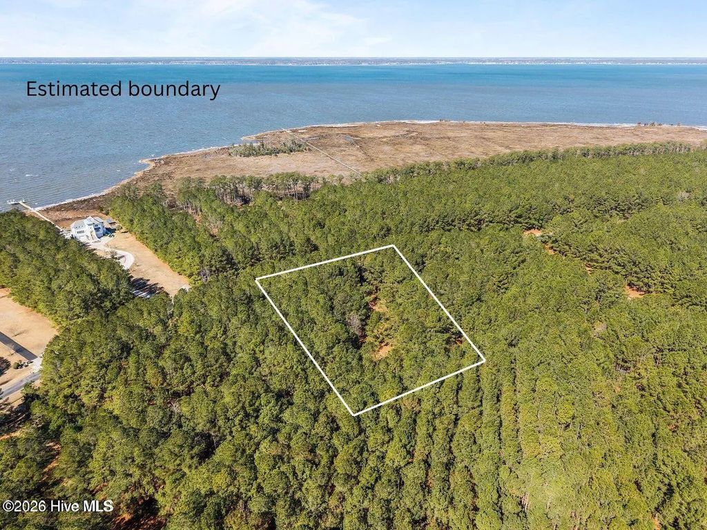 116 Garbacon Drive, Beaufort