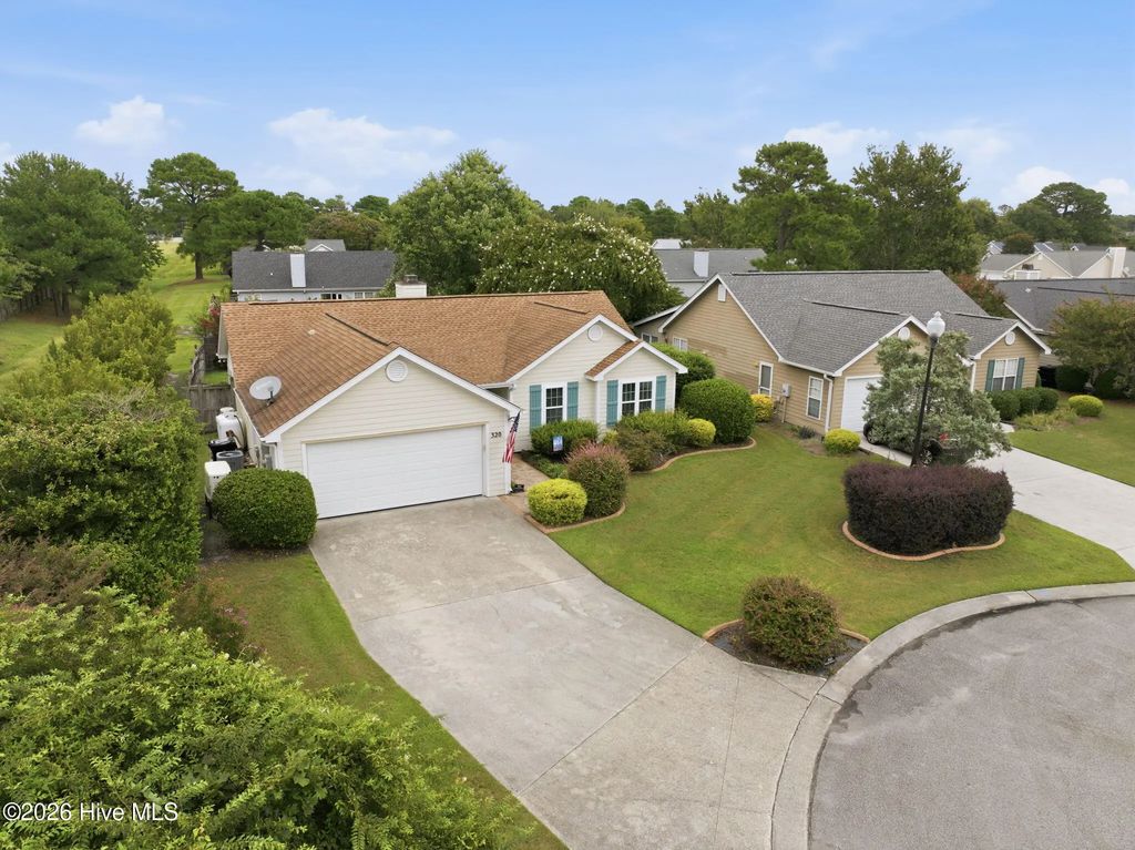 320 Smallwood Court, Wilmington