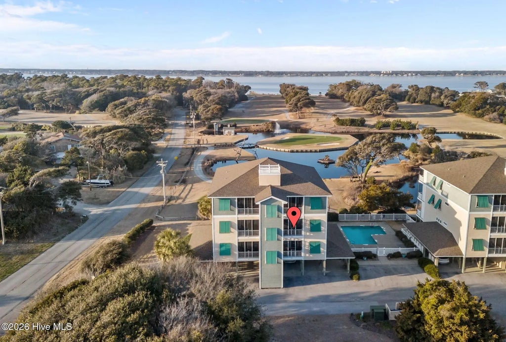 112 Oakleaf Drive 1002-a, Pine Knoll Shores