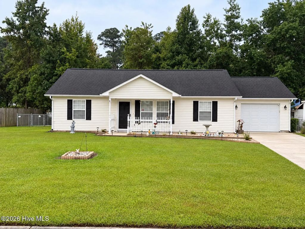 120 Eagle Trail, New Bern