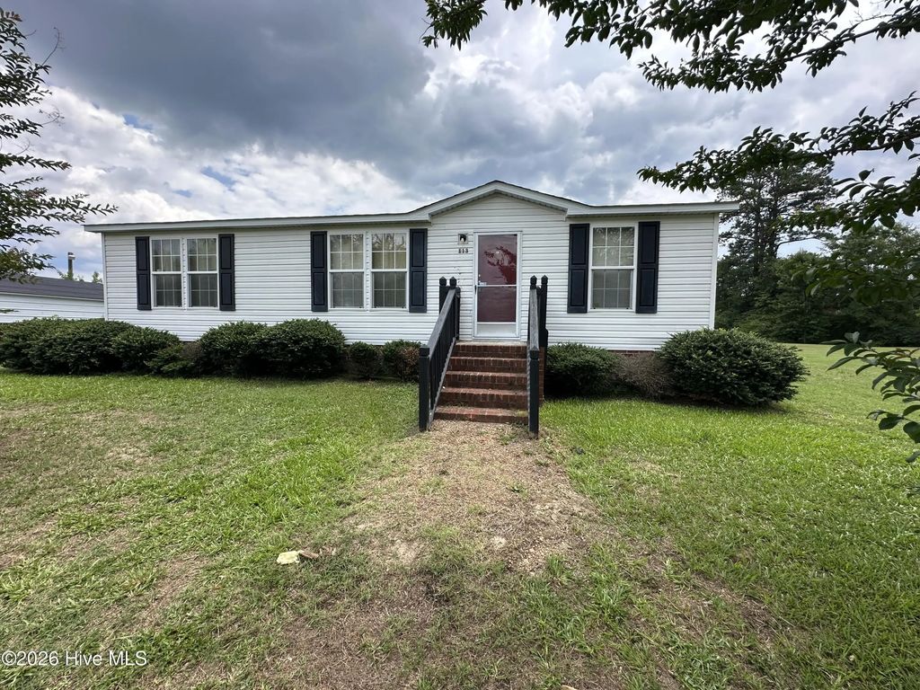 113 Carlyle Askew Drive, Ahoskie