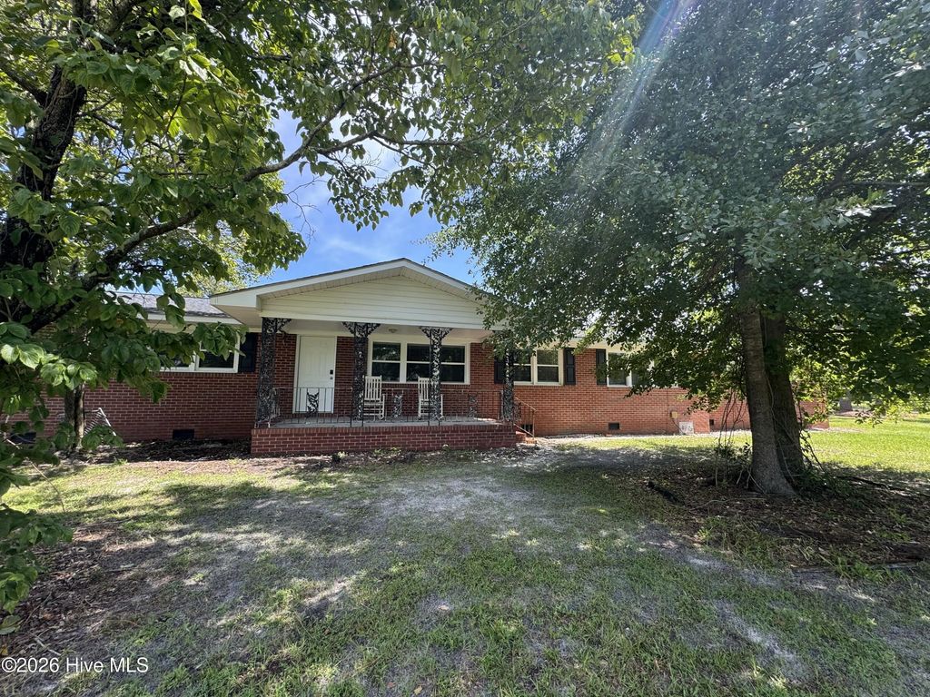 2006 N Kerr Avenue, Wilmington