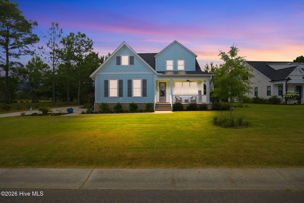 776 Breezewood Drive Se, Bolivia