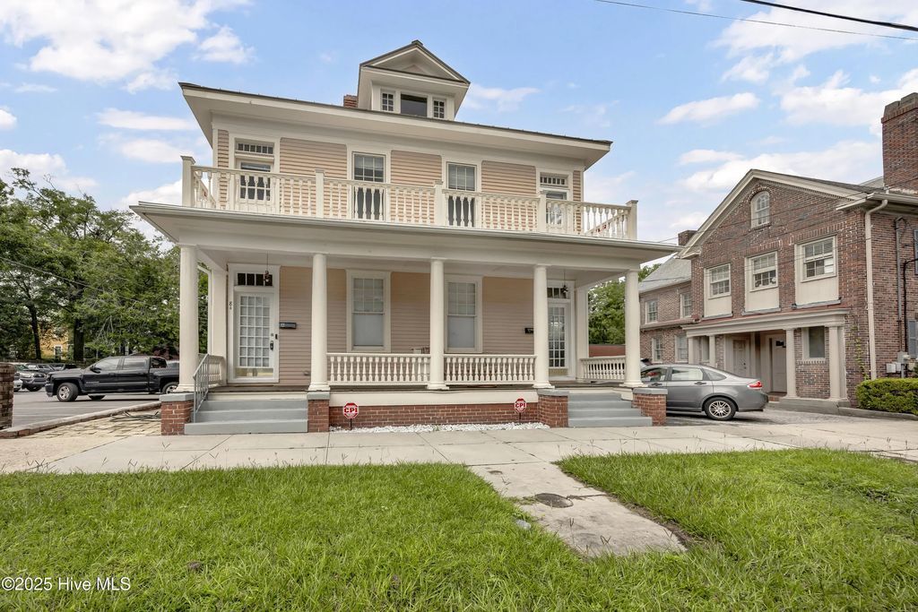 8 S 7th Street, Wilmington