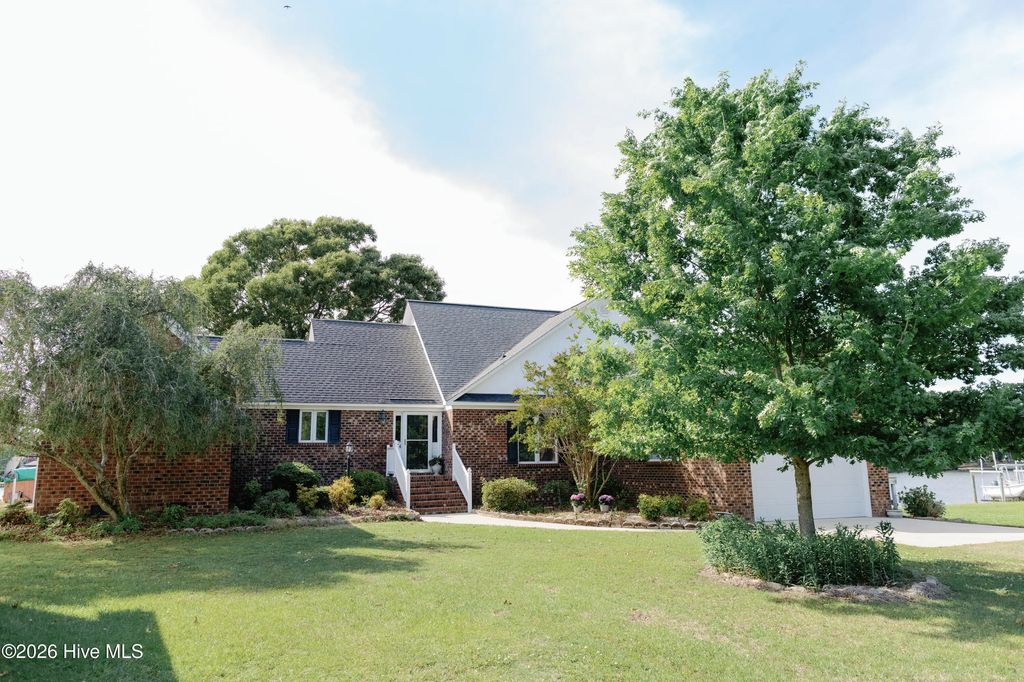 674 Brooks Road, Bath