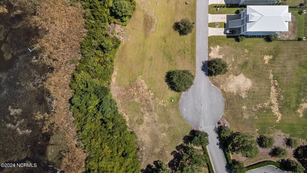 110 Marshland Circle, Newport