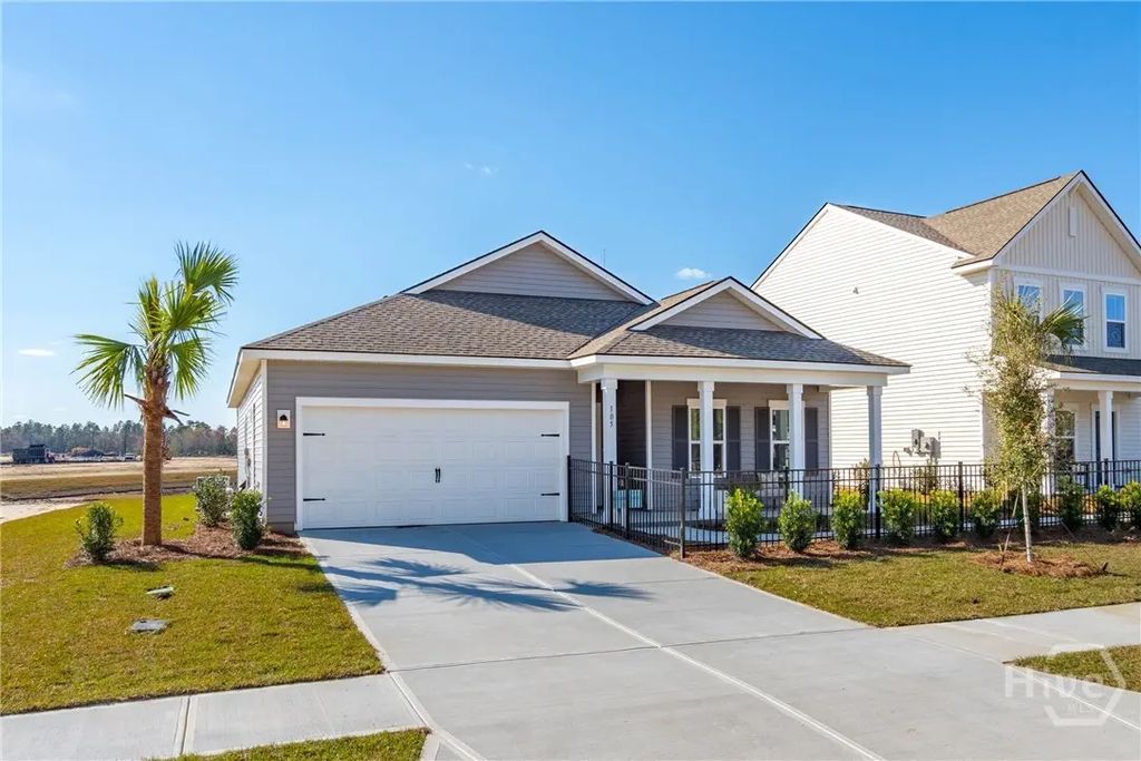 277 Kingswood, Bloomingdale