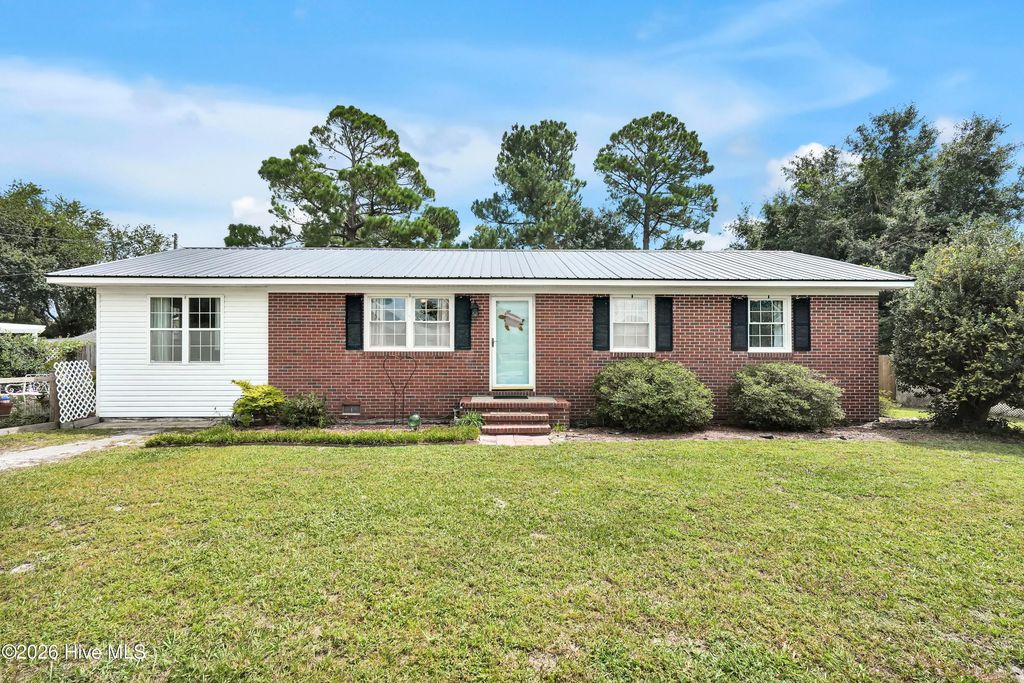 710 N College Road, Wilmington