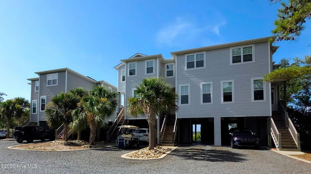 7000 E Yacht Drive B2, Oak Island