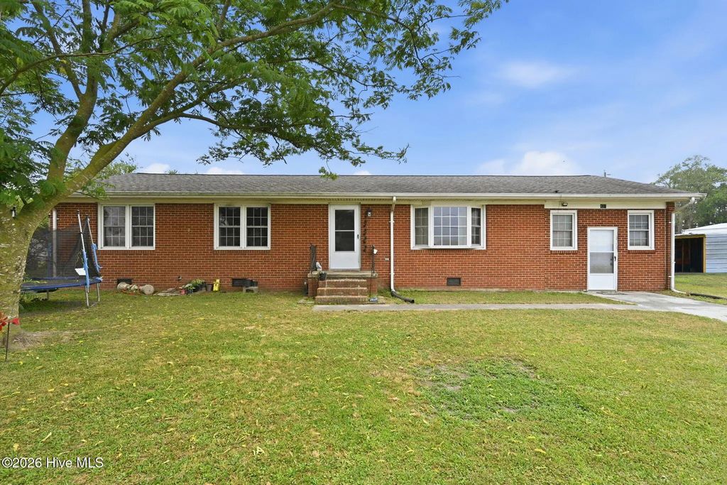 873 Huffmantown Road, Richlands