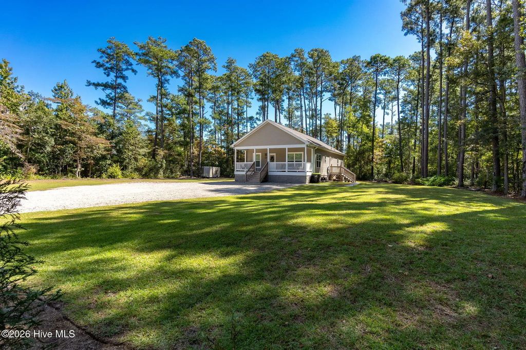 2309 Country Club Road, Morehead City