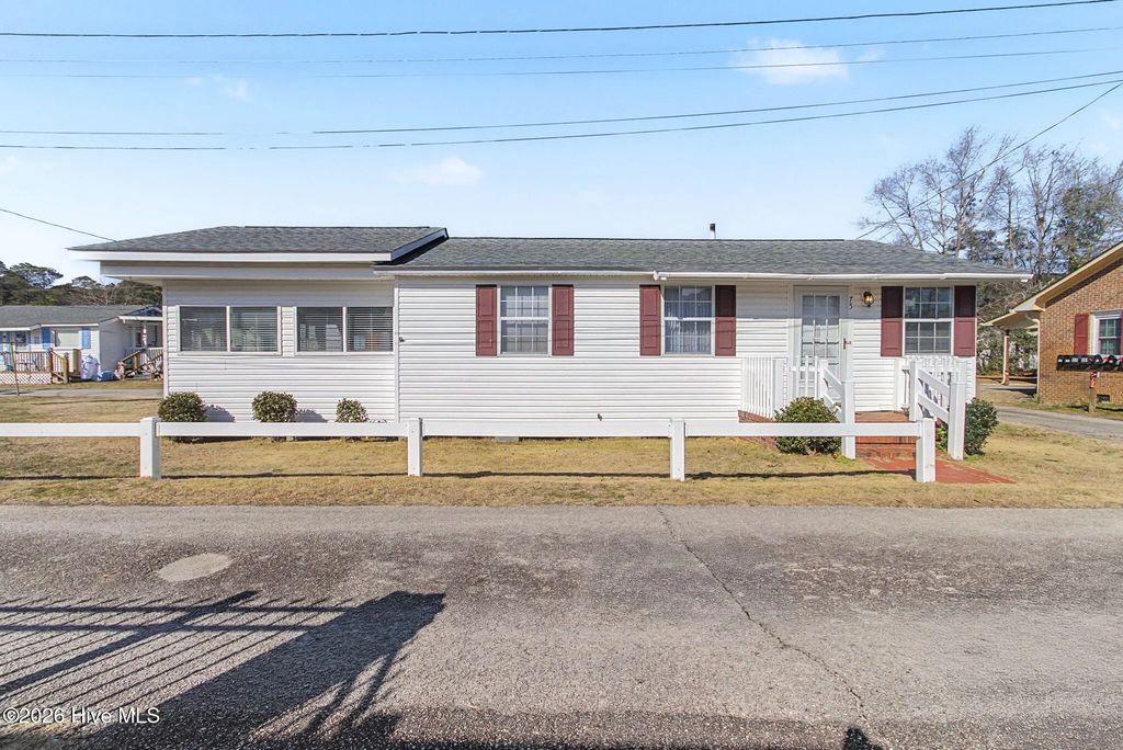 75 Clarkland Village Street, Elizabethtown