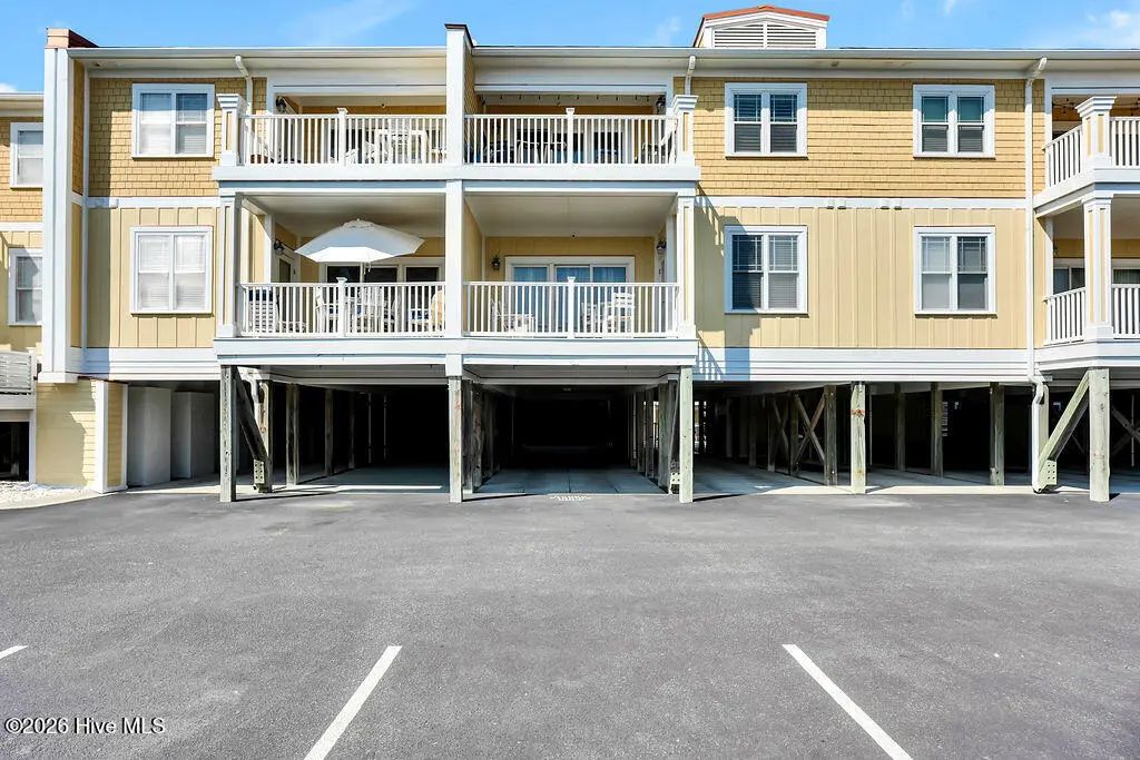 700 Ocean Drive Unit 104, Oak Island