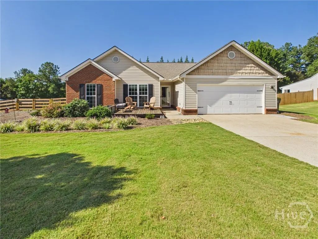 231 Lucas Way, Statham