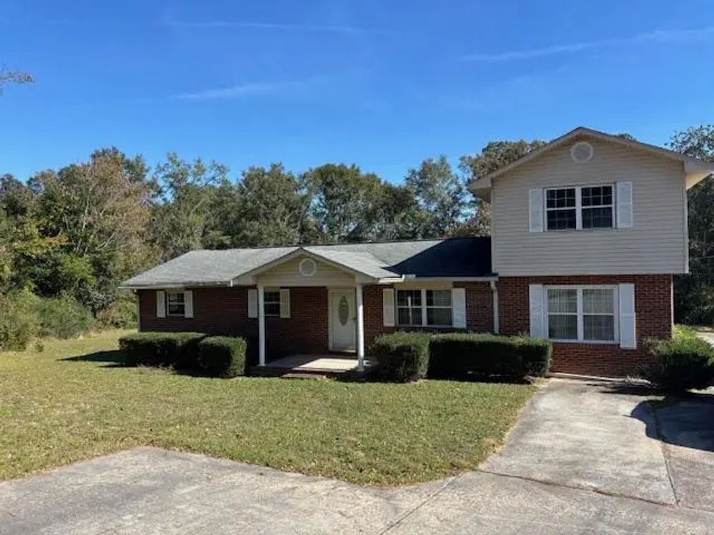 4546 Mike Padgett Hwy Highway, Richmond