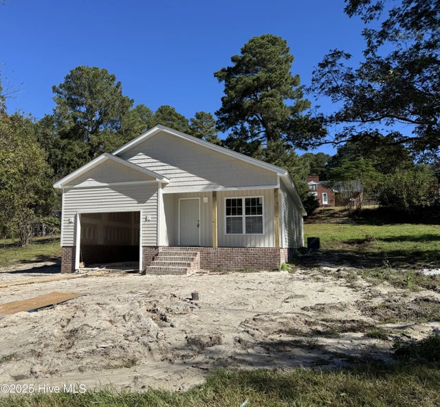 6735 Hill Street, Grifton