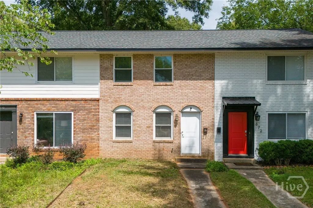 876 College Avenue, Athens