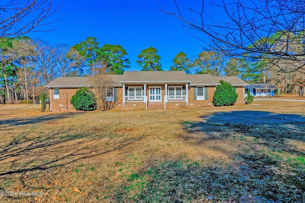 204 N Country Club Road, Kenansville