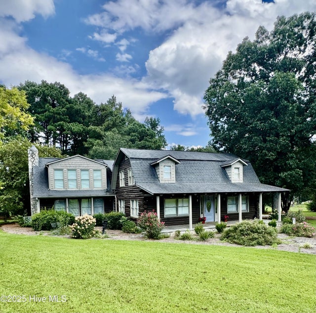 4040 Nc 903, Albertson