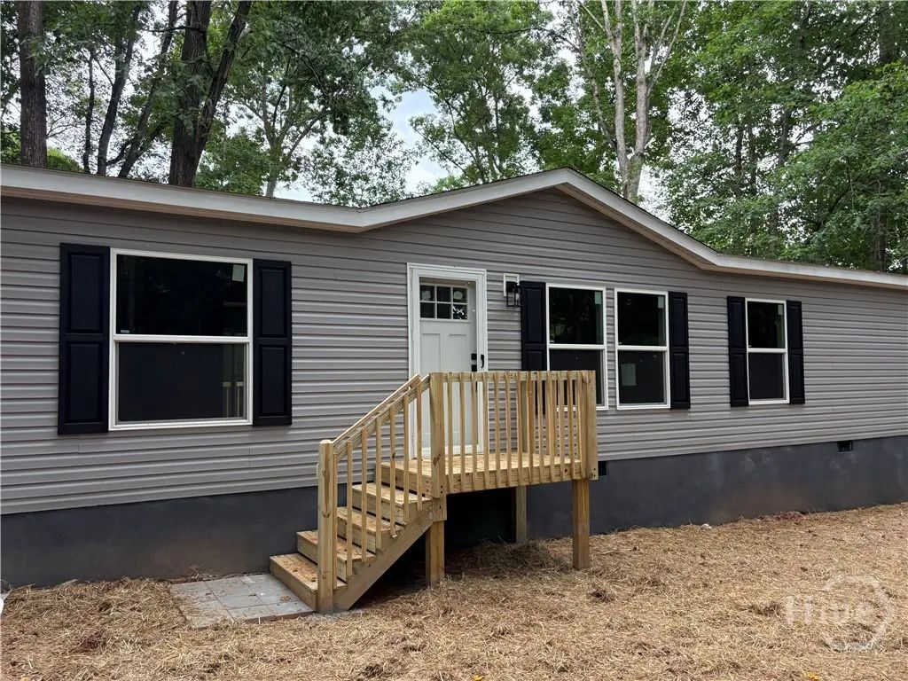 1018 Neal Road, Commerce
