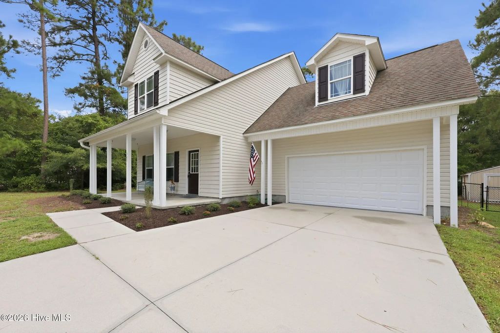387 Barrington Ridge, Newport