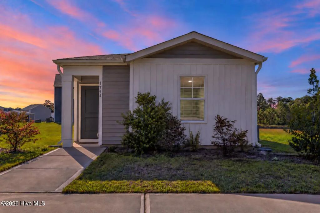 1794 Penelton Court Se, Bolivia