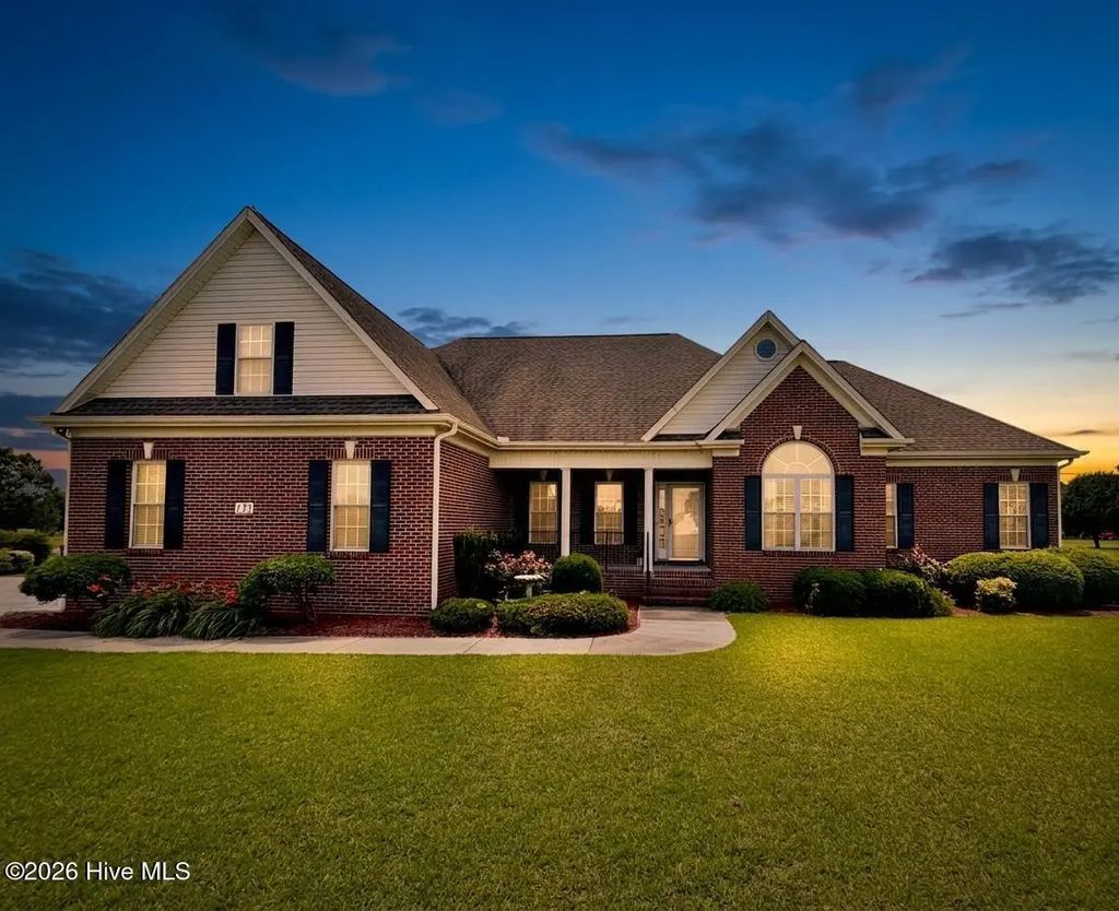 122 Challenge Club Drive, Clinton