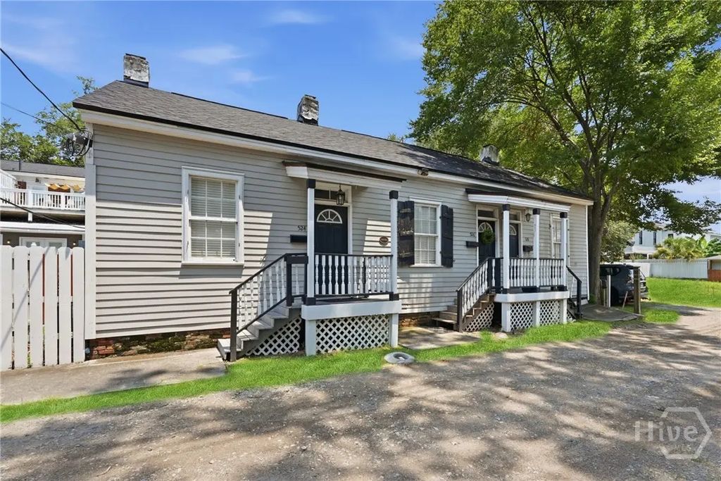 526 E Gwinnett Lane, Savannah