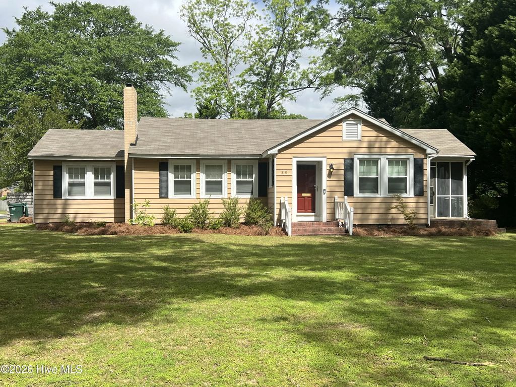 310 S Howard Circle, Tarboro