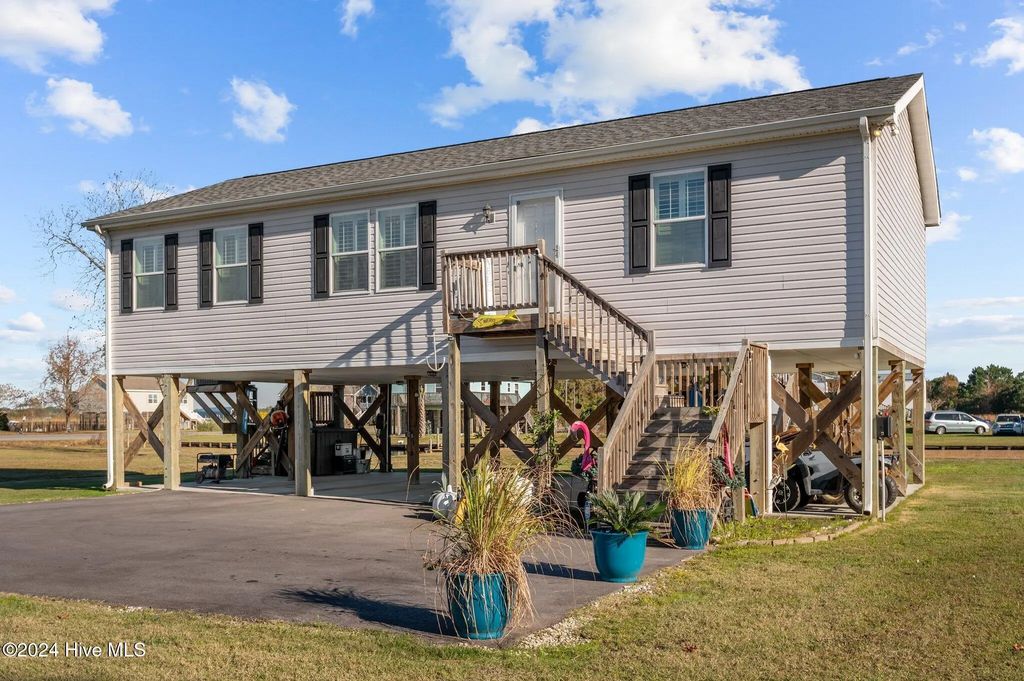 1134 Whichards Beach Road, Chocowinity
