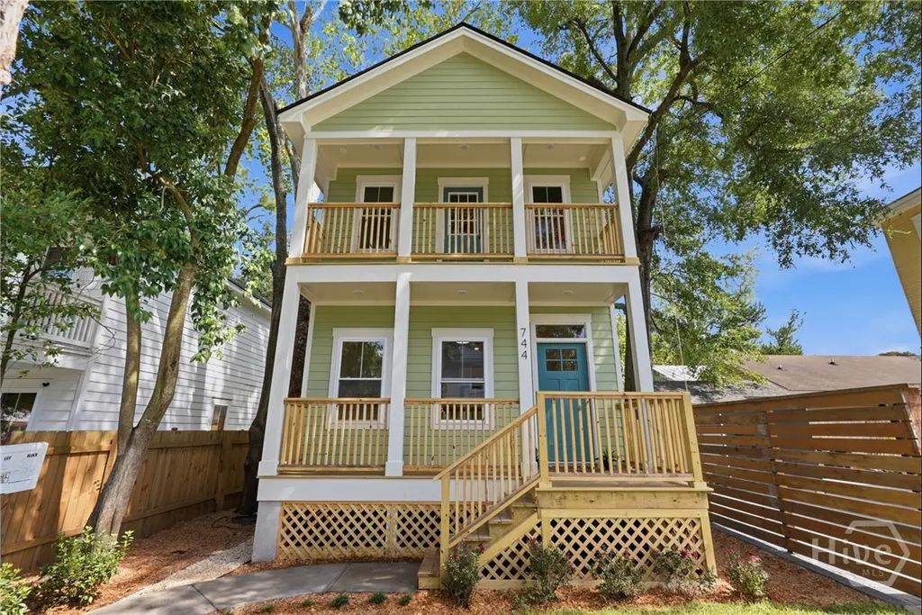 744 E 33rd Street, Savannah