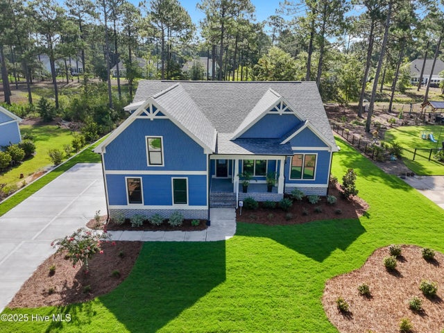 668 Breezewood Drive Se, Bolivia