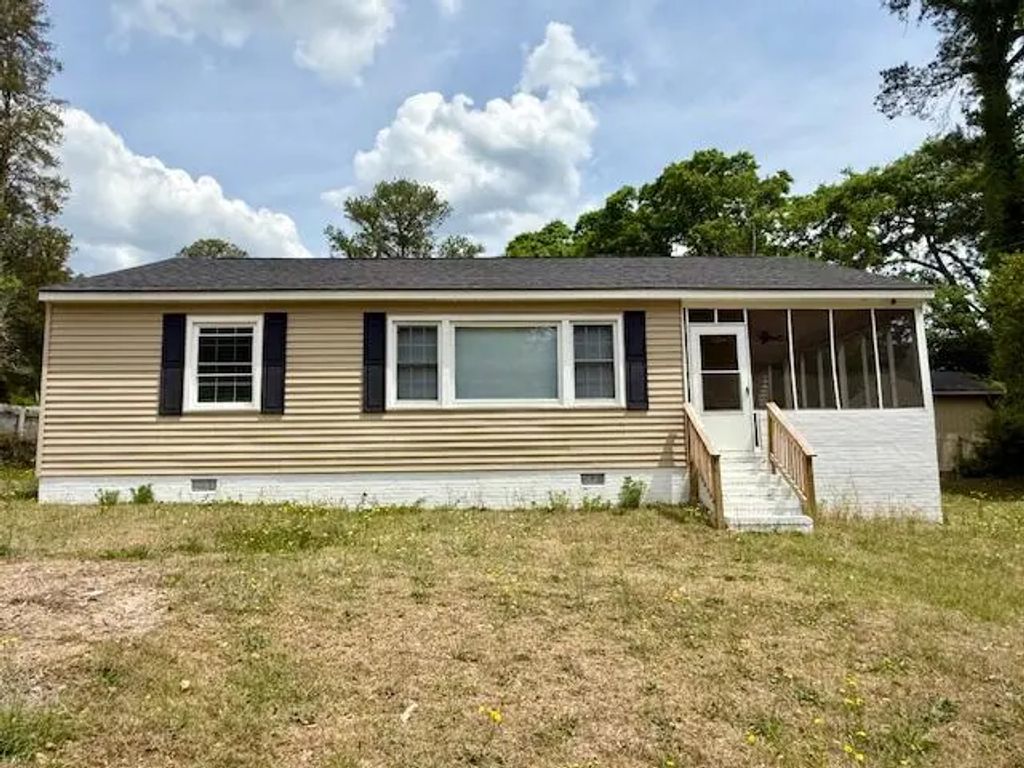 1918 Pine Haven Road, Richmond