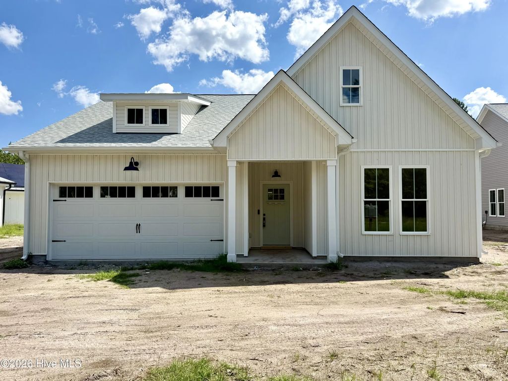 419 Morris Landing Road, Holly Ridge