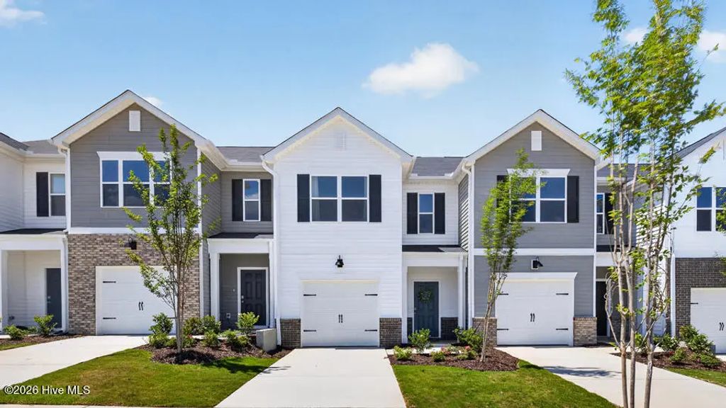 256 Otter Lodge Street, Sanford