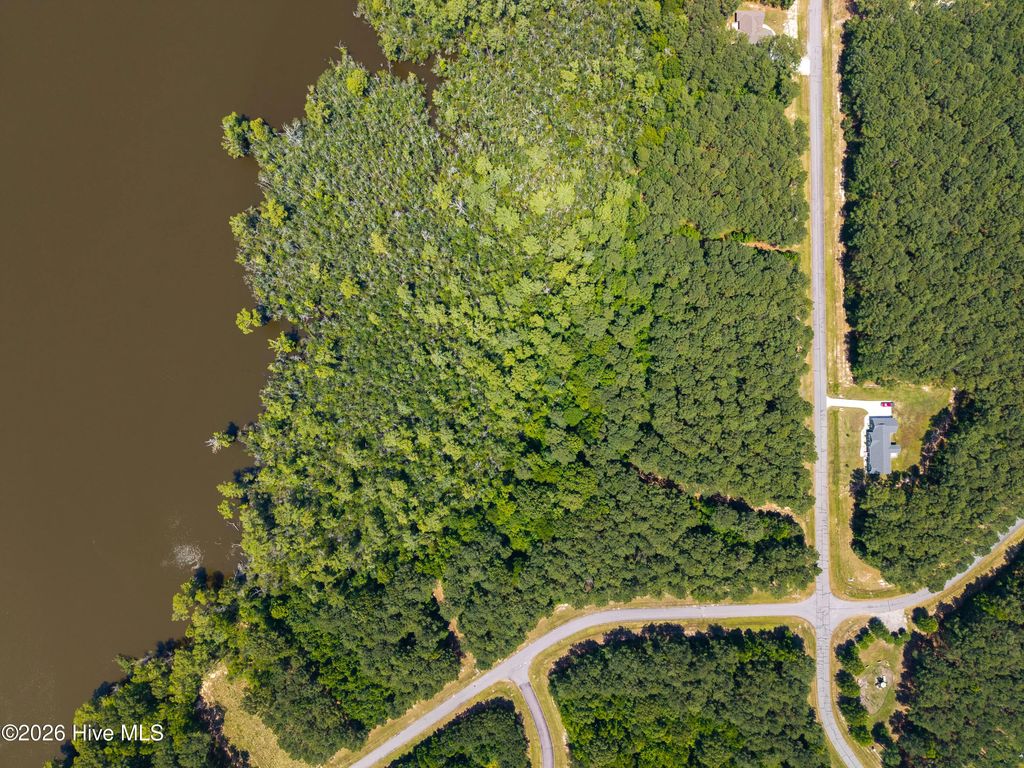 405 Riversound Drive, Edenton