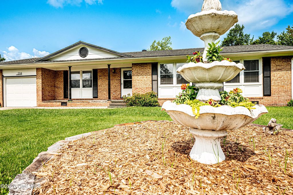 204 Wildwood Road, Havelock